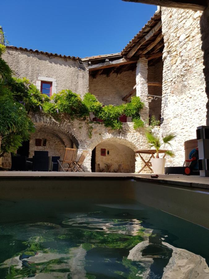 Mas De Coulet Bed & Breakfast Brissac Exterior photo